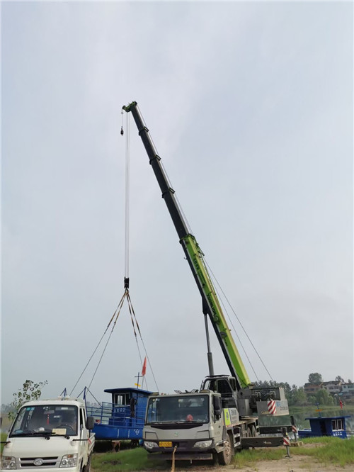 和静县桥梁建设吊装案例